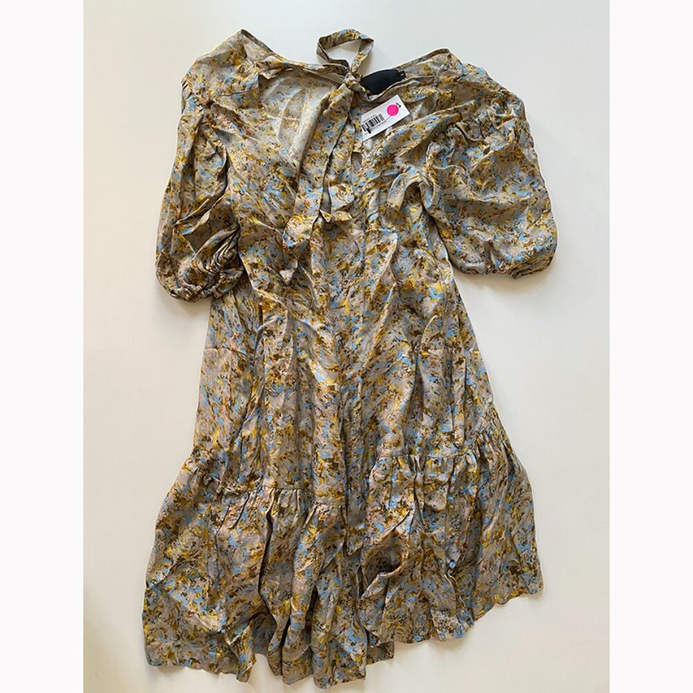 No. 6 Store, Dress Small